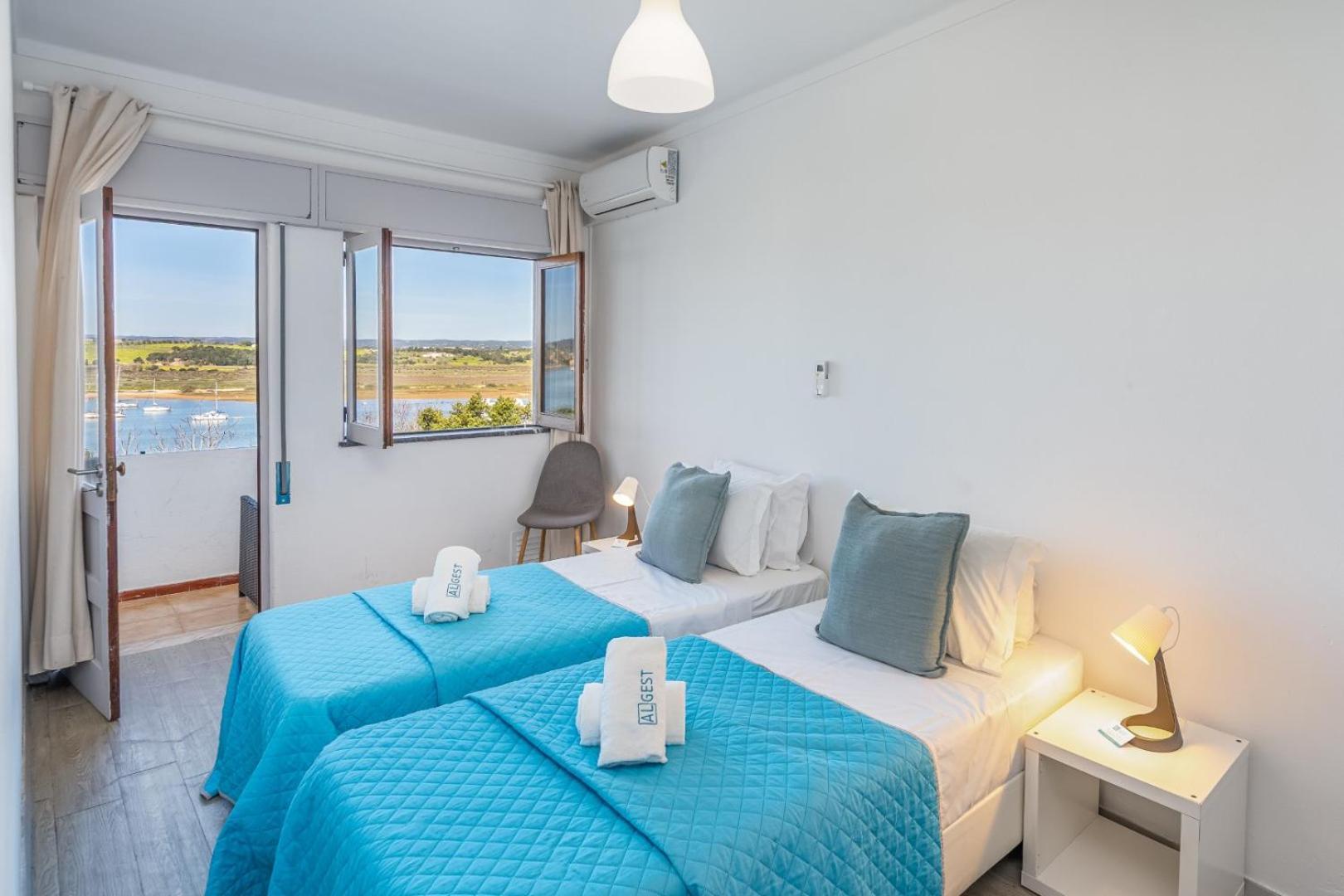 Ria Guest House Алвор Экстерьер фото